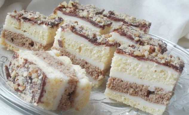 Cici-mici kolač koji svi obožavaju – Mek, kremast i nestaje u trenu!