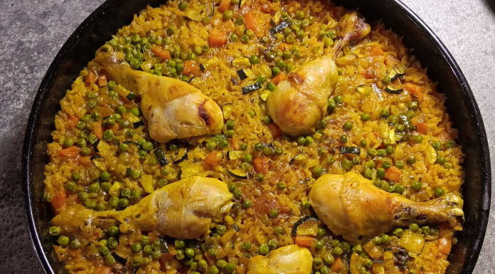 Zdravo, zasitno i neodoljivo: Pirjan s piletinom i povrćem!