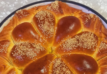 Uživajte u toplini doma uz ovu PORODIČNU POGAČU koja se topi u ustima!