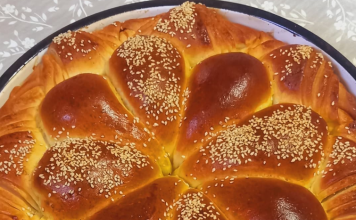 Uživajte u toplini doma uz ovu PORODIČNU POGAČU koja se topi u ustima!