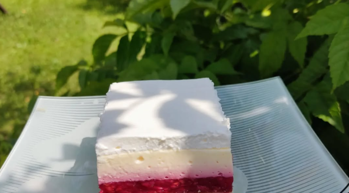 Sočni kolač s malinama i mileram kremom – Bez greške, bez puno muke!