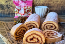 Miris bakine kuhinje: Starinski rolat sa džemom kao nekad!