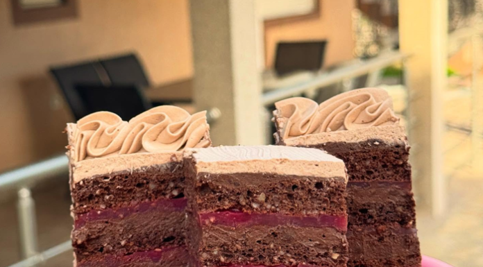 BARON TORTA – čoko malina: Slatka kombinacija koja oduševljava!