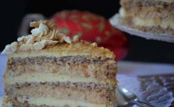 Torta Egipćanka: Tajna savršene kombinacije fila i hrskavih oraha!
