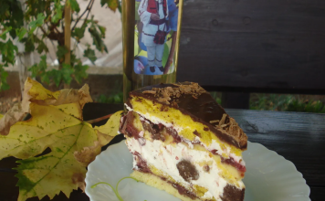 Ako volite raskošne torte, ova BOMBA TORTA je pun pogodak