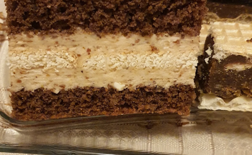 Savršeni LJEŠNJAK KOLAČ – Bogat, sočan i aromatičan u svakom zalogaju