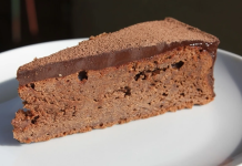 Najsočnija čokoladna torta bez komplikacija – Tenerina za prave sladokusce!