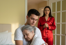 Zašto je svake noći spavao u majčinoj sobi? Istina je bila šokantna