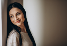 Izbacili su moju trudnu ženu sa stola – Nisu znali da ja plaćam ceo njihov život