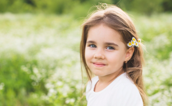 Kako sam kao šestogodišnja devojčica bila pronađena u smrznutoj kućici za pse dok su moji roditelji slavili“