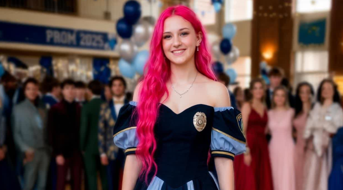 Sašila je haljinu od uniforme svog pokojnog oca — ono što se desilo na maturi rasplakalo je sve