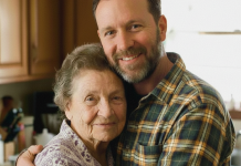 Sin je otišao, a snaja me je izbacila — ali njegova tajna je spasila moj život