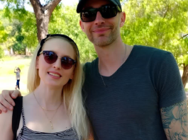 Nakon usvajanja, djevojčica otkriva šokantnu poruku o ocu