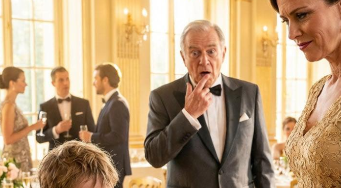 Naterala je unuka da služi goste – a onda je jedan čovek otkrio šokantnu istinu