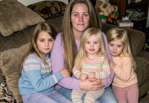 Kako sam odgajila tri siročeta – i šta se dogodilo kad se njihov otac vratio