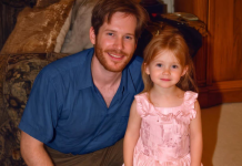 Haljina od svile: Tata je sačuvao uspomenu svoje pokojne supruge i iznenadio ćerku