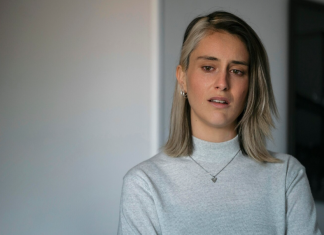 Moj muž nije došao na rođenje naše prve bebe – kuća je bila prazna, a poruka jeziva