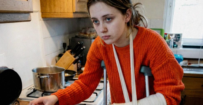 Slomila sam ruku i nogu, a ipak su me naterali da organizujem njegovo venčanje