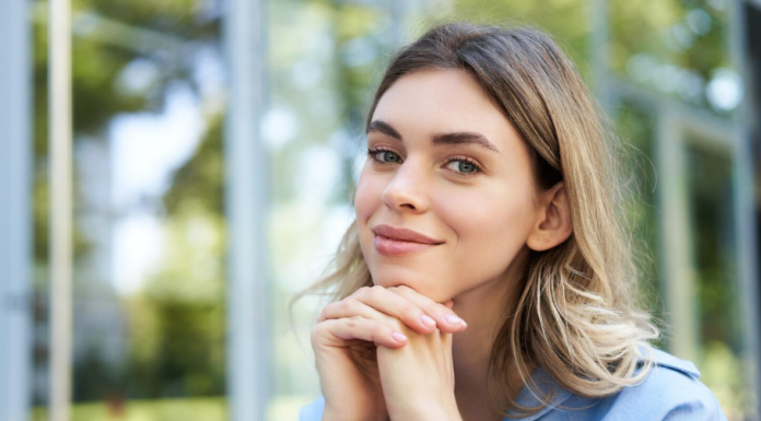 Rekli su mi da su moje bliznakinje umrle – pet godina kasnije pronašla sam ih žive