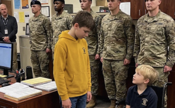 Moj sin je na leđima nosio prijatelja u invalidskim kolicima, a već sutradan škola me pozvala hitno: Nisam znao da je pokrenuo nešto veliko