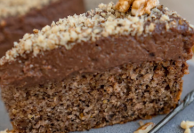 Savršena kombinacija mekanog biskvita i bogate kreme – STARINSKI MARCIPAN KOLAČ