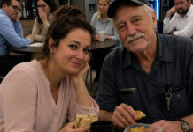Na poslu su mi se smijali zbog prijateljstva s domarom, ali njegova ostavština otkrila je pravu istinu